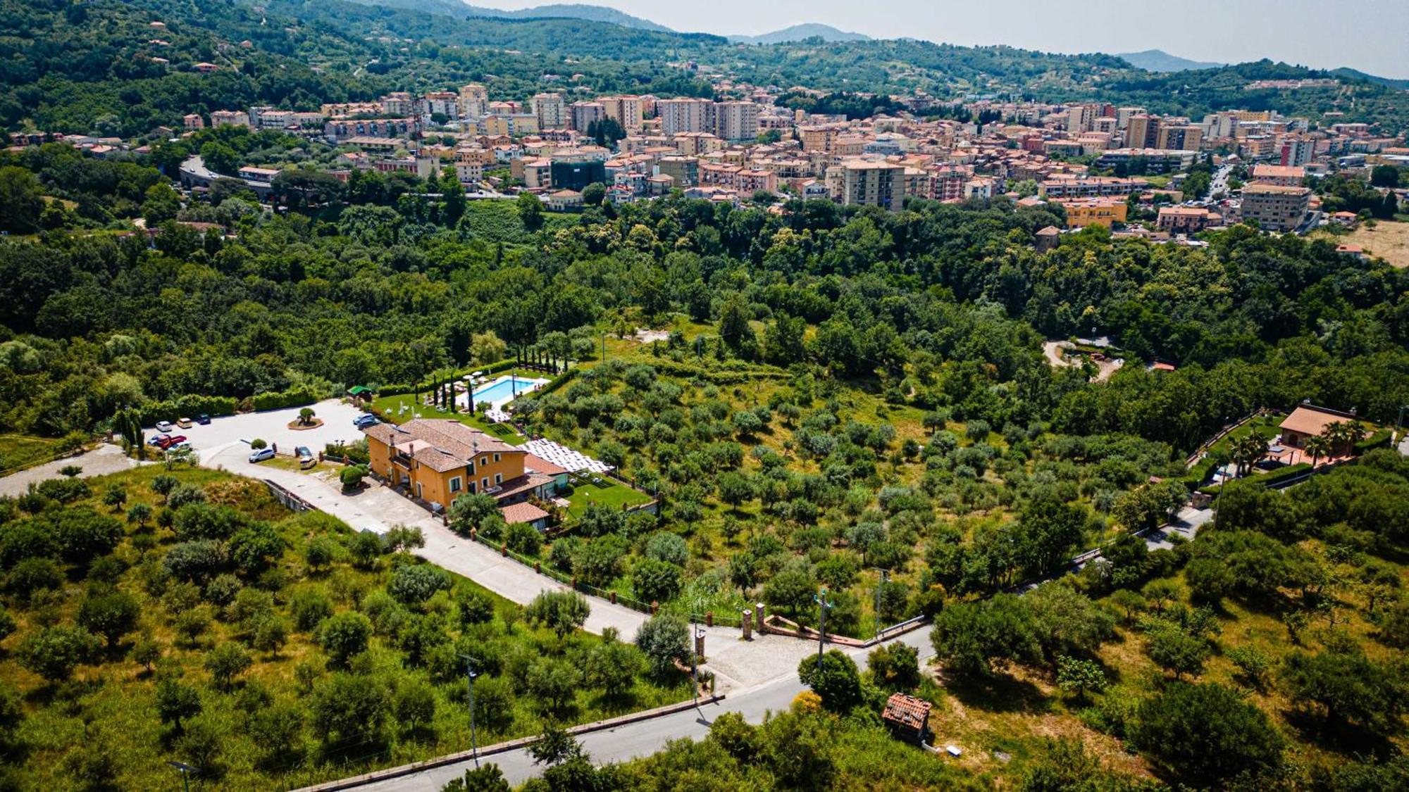 Casale Degli Ulivi Resort Pellare Buitenkant foto